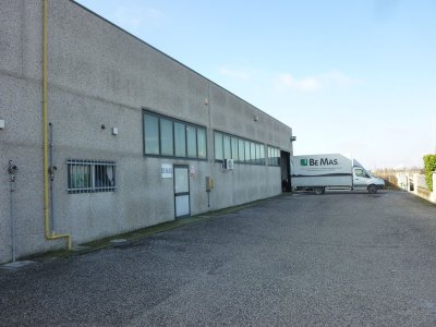 macinato e balle in poliuretano, tessuti, accessoristica